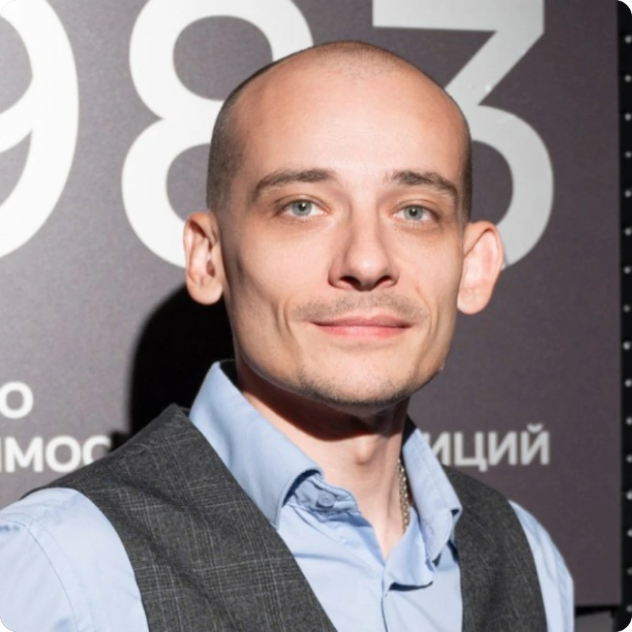 Антон Василенко